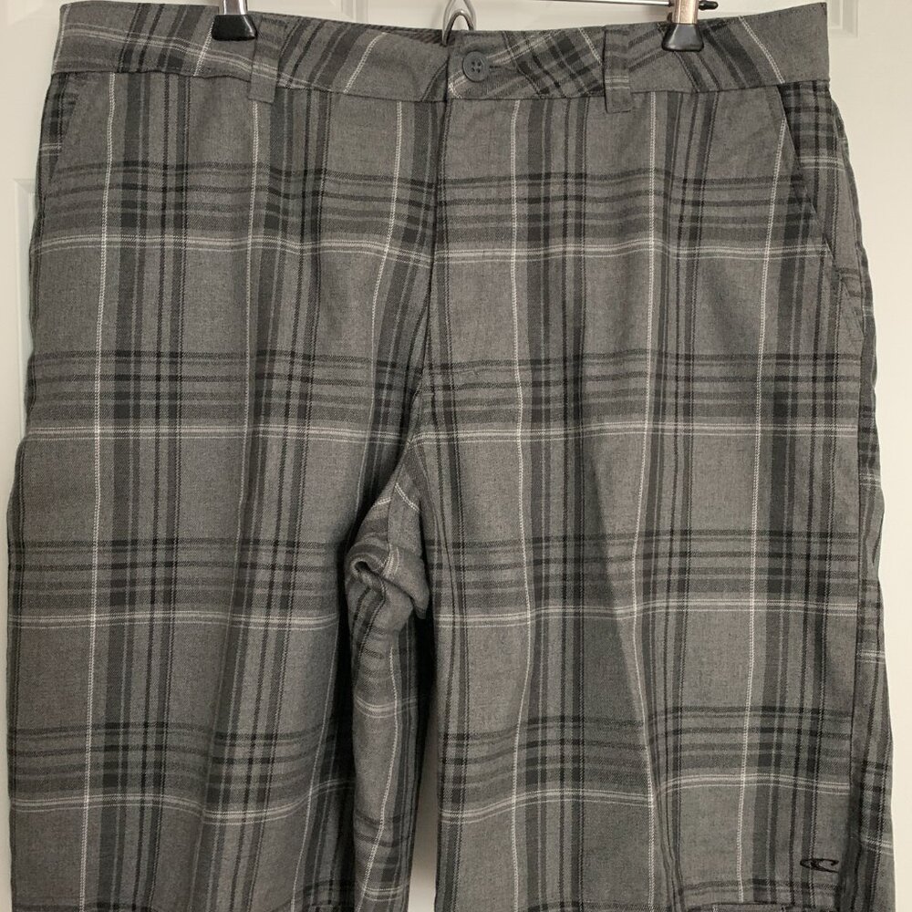 O'Neill Chino Shorts Gray/Black Plaid (Size 38)